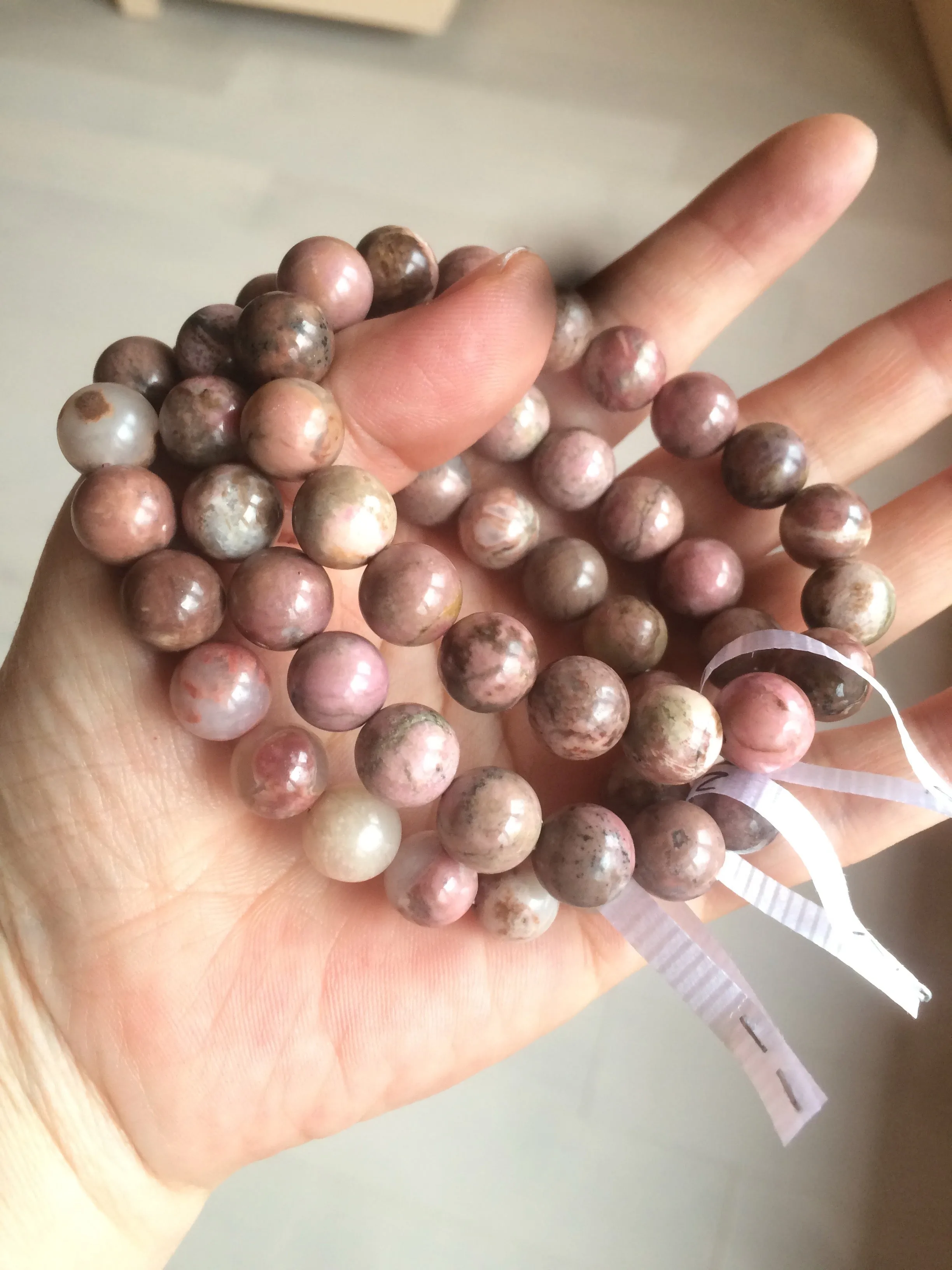 10-10.3mm 100% natural pink/black rose stone (Rhodonite) bracelet SY41