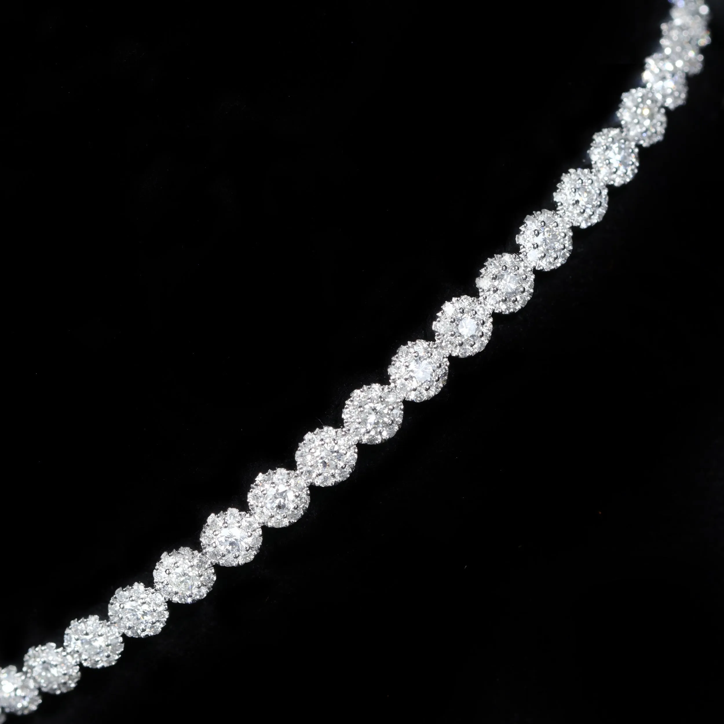 14K White Gold 1.22 CTW Diamond Bangle Bracelet