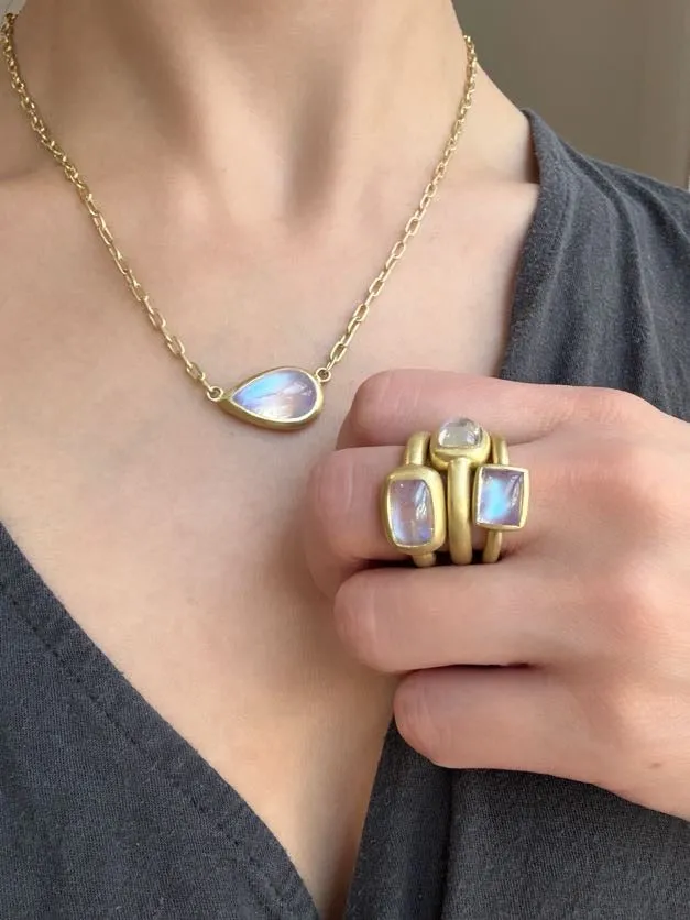 18 Karat Gold Moonstone East/West Bezel Ring