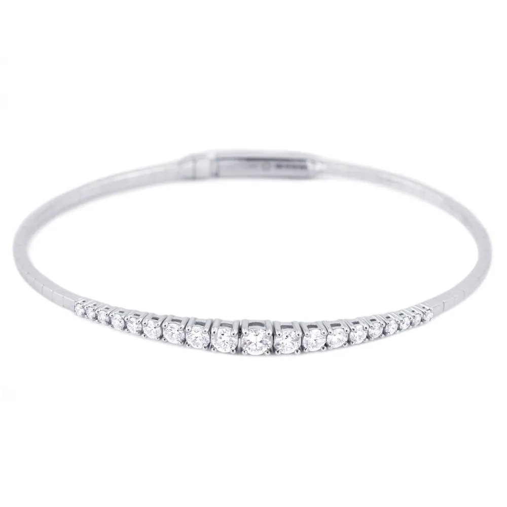 18ct White Gold 0.83ct Graduating Diamond Bangle