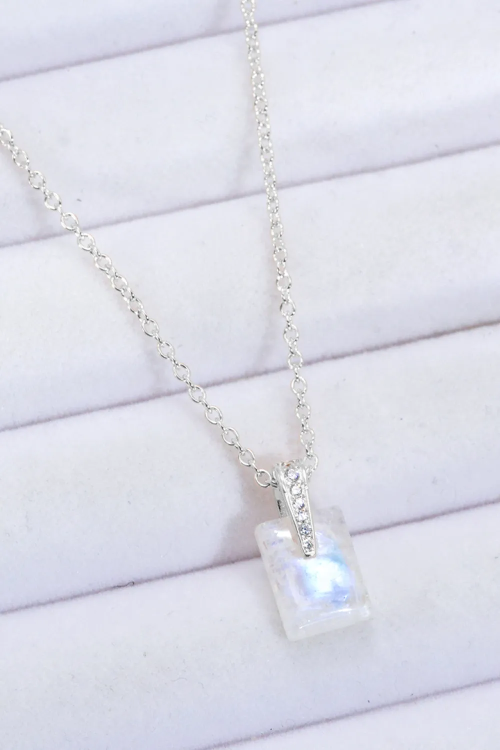 925 Sterling Silver Natural Moonstone Pendant Necklace