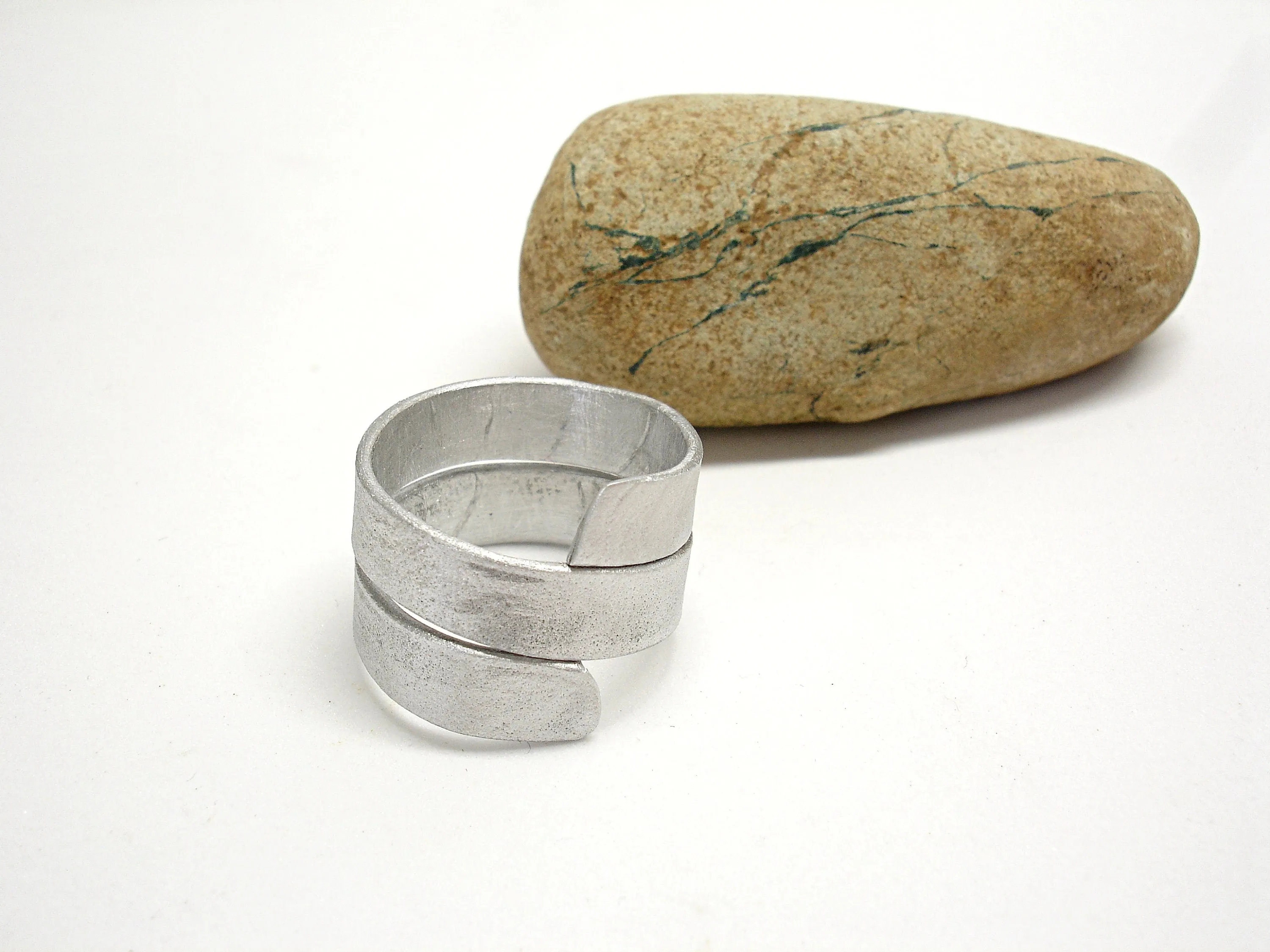 Aluminum ring. Wide band ring Womens statement ring. Aluminium ring. Contemporary jewelry Aluminium jewelry