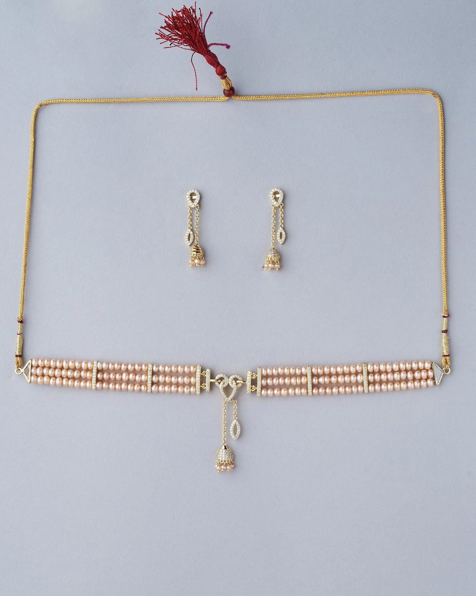 Beautiful Pearl Necklace Set