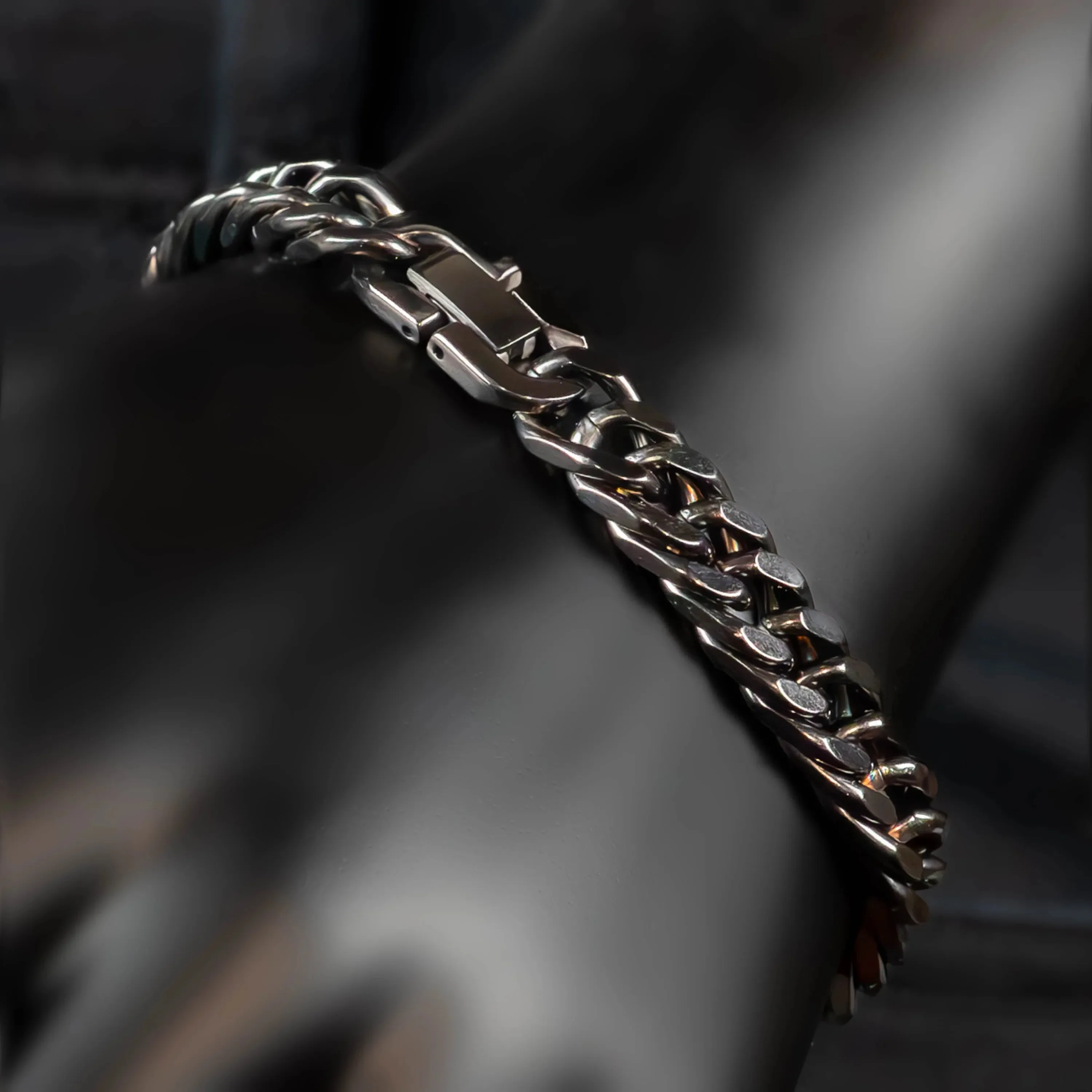 Cordovan Curb Chain Bracelet