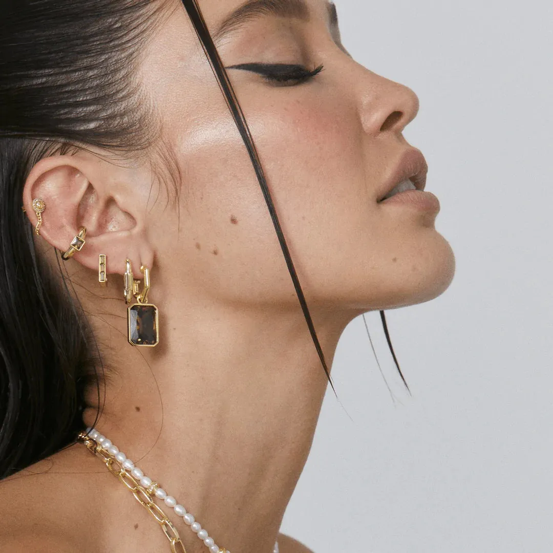 DIODE GEMSTONE HUGGIE EARRINGS | PERIDOT