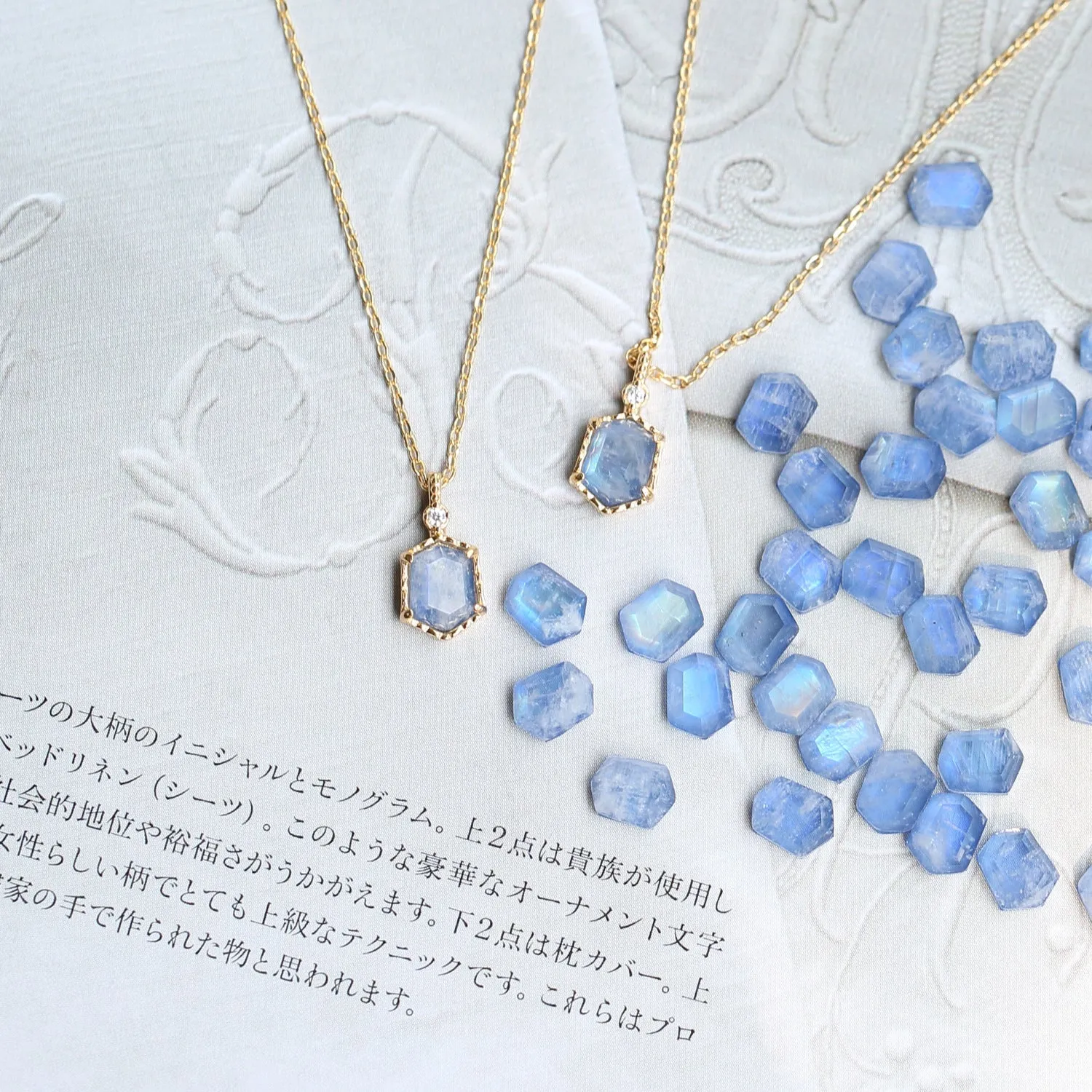 French Retro Sapphire & Moonstone Necklace
