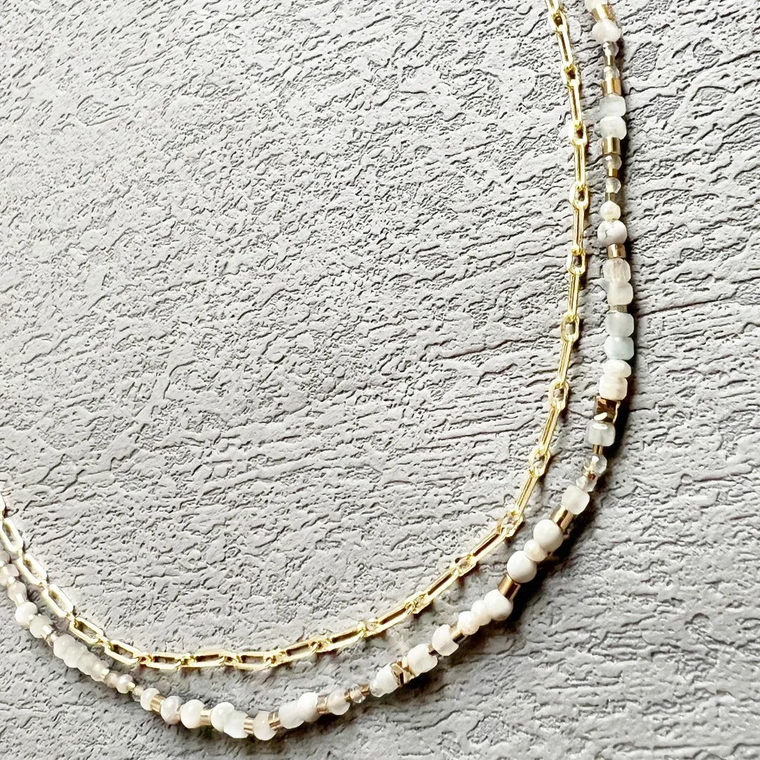 Jade Vine Pearl and natural stone beads choker necklace (lunar white)