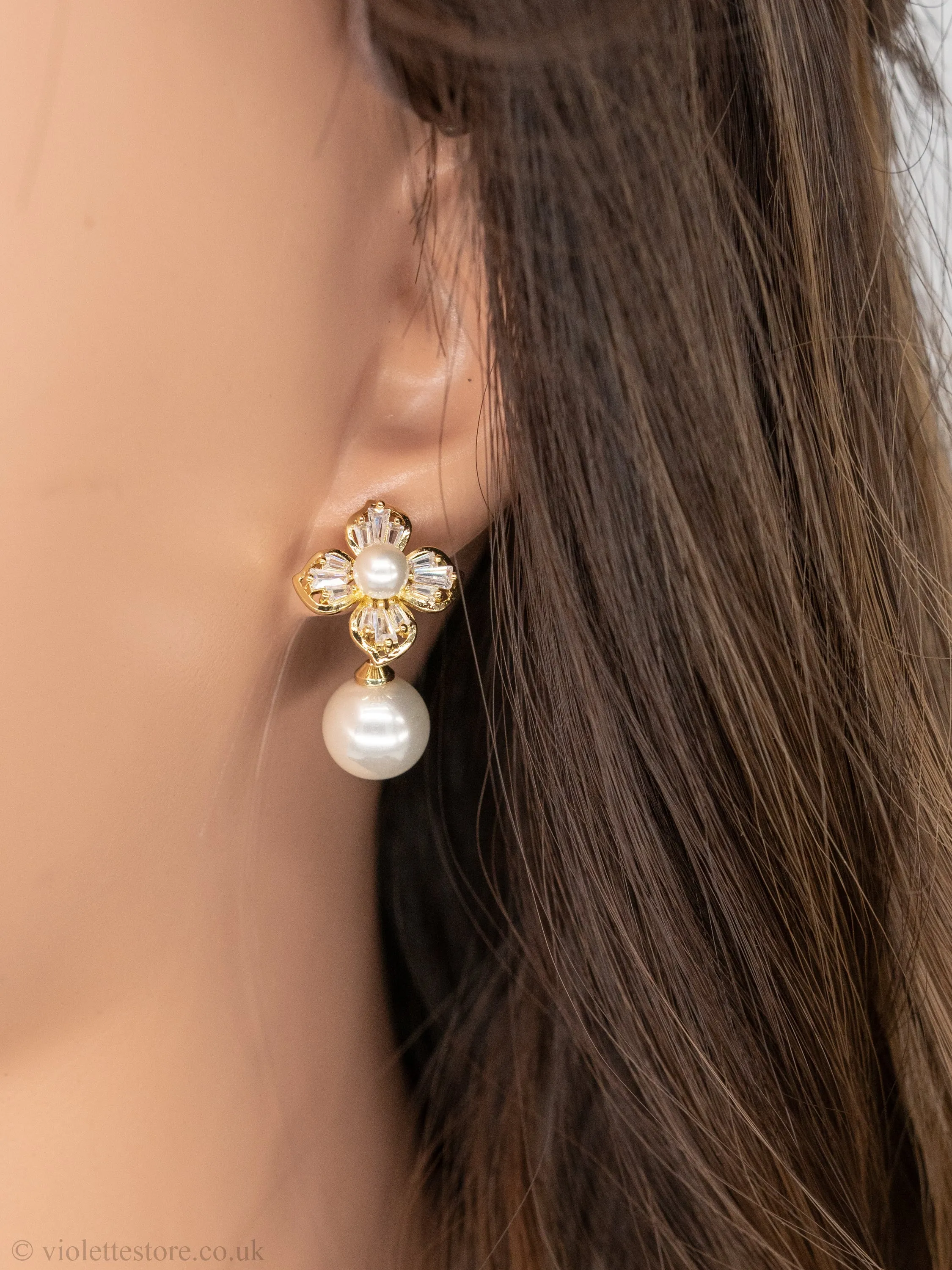 Mary Pearl Earrings