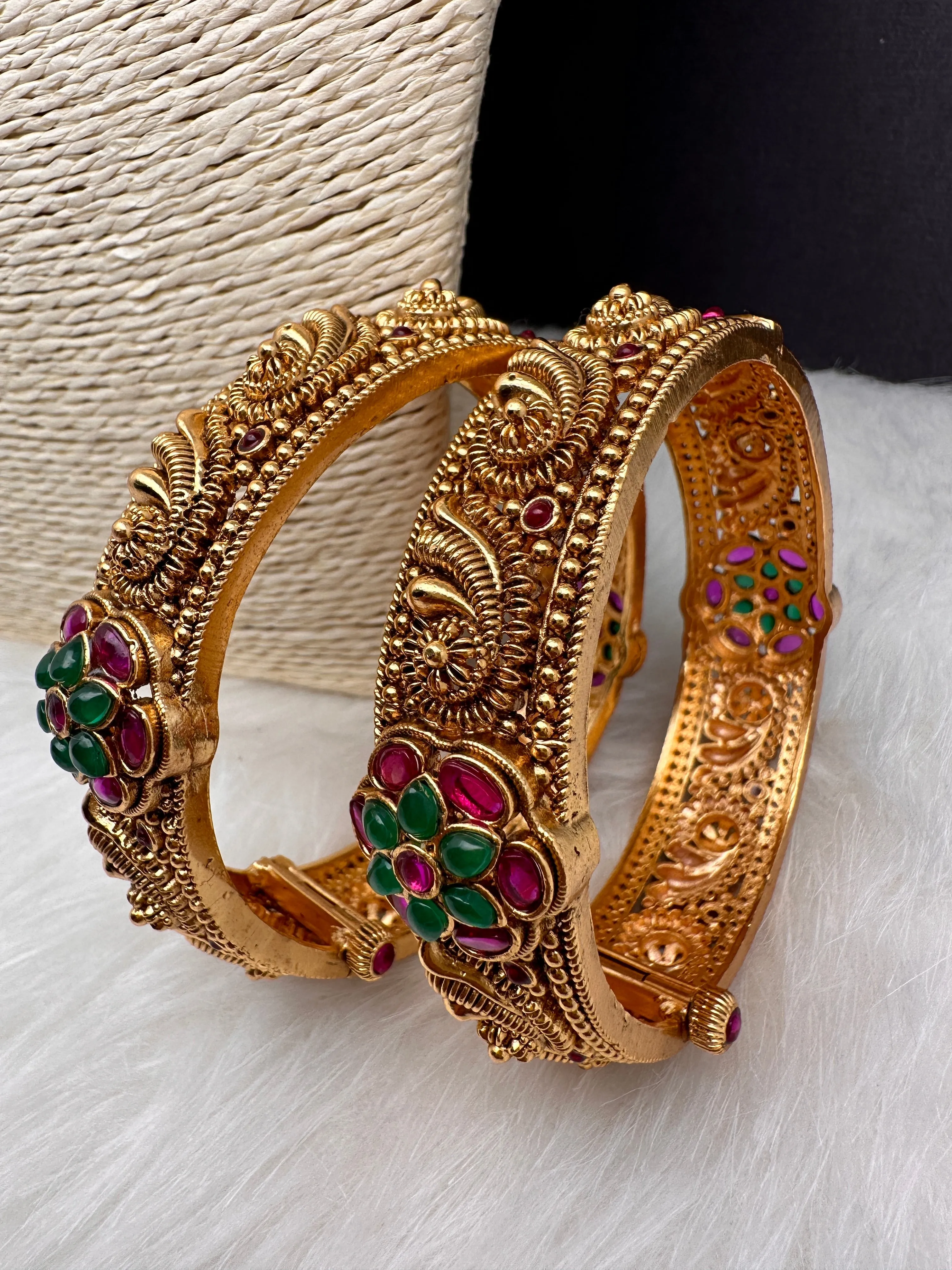 Matte Nakshi Openable Kada Bangles