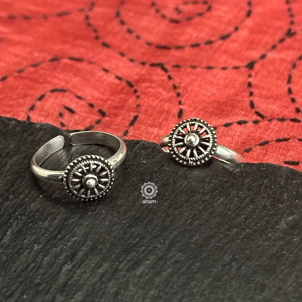 Mewad Toe Ring