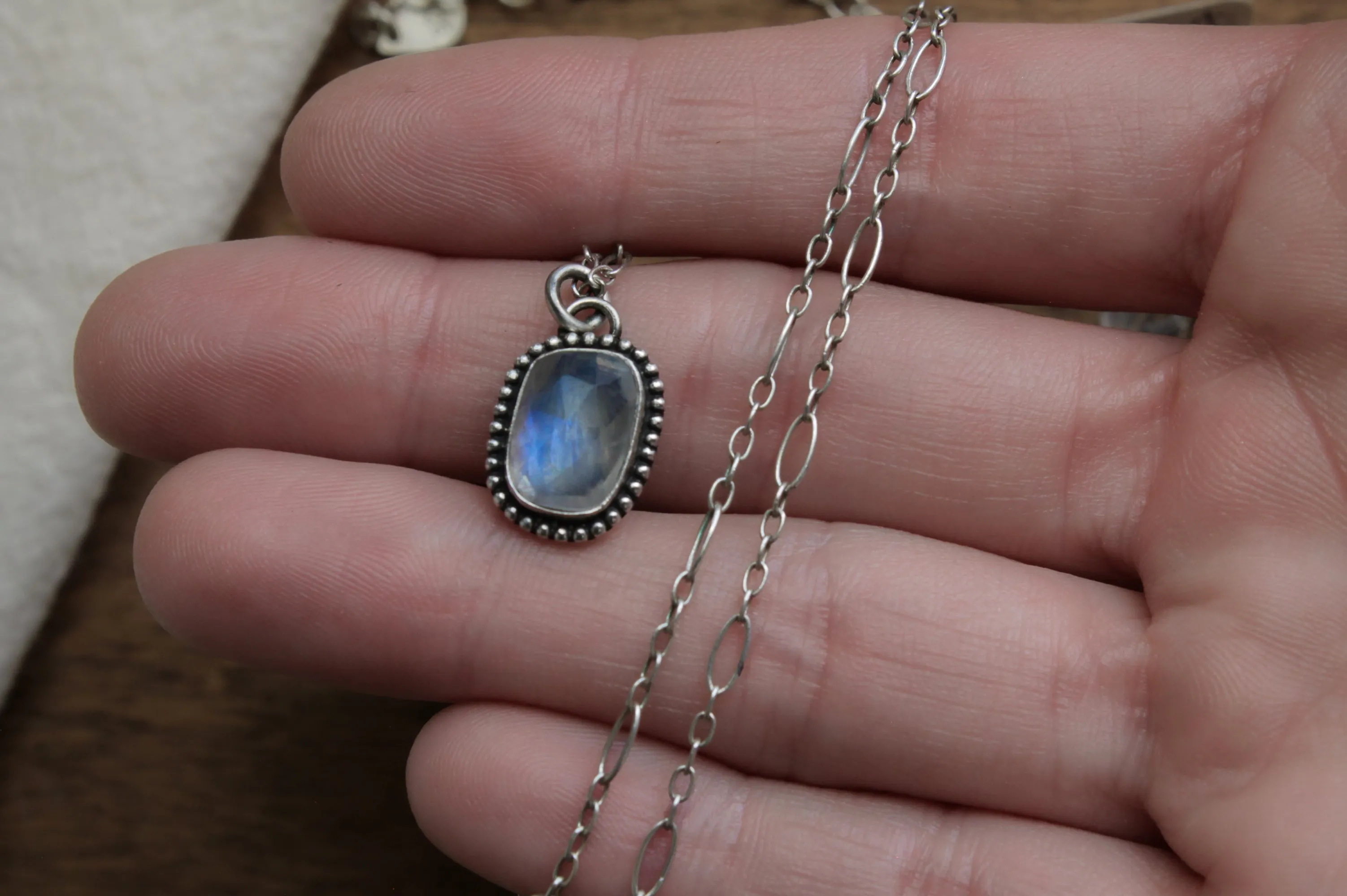 Moonbeam Necklace | Rainbow Moonstone