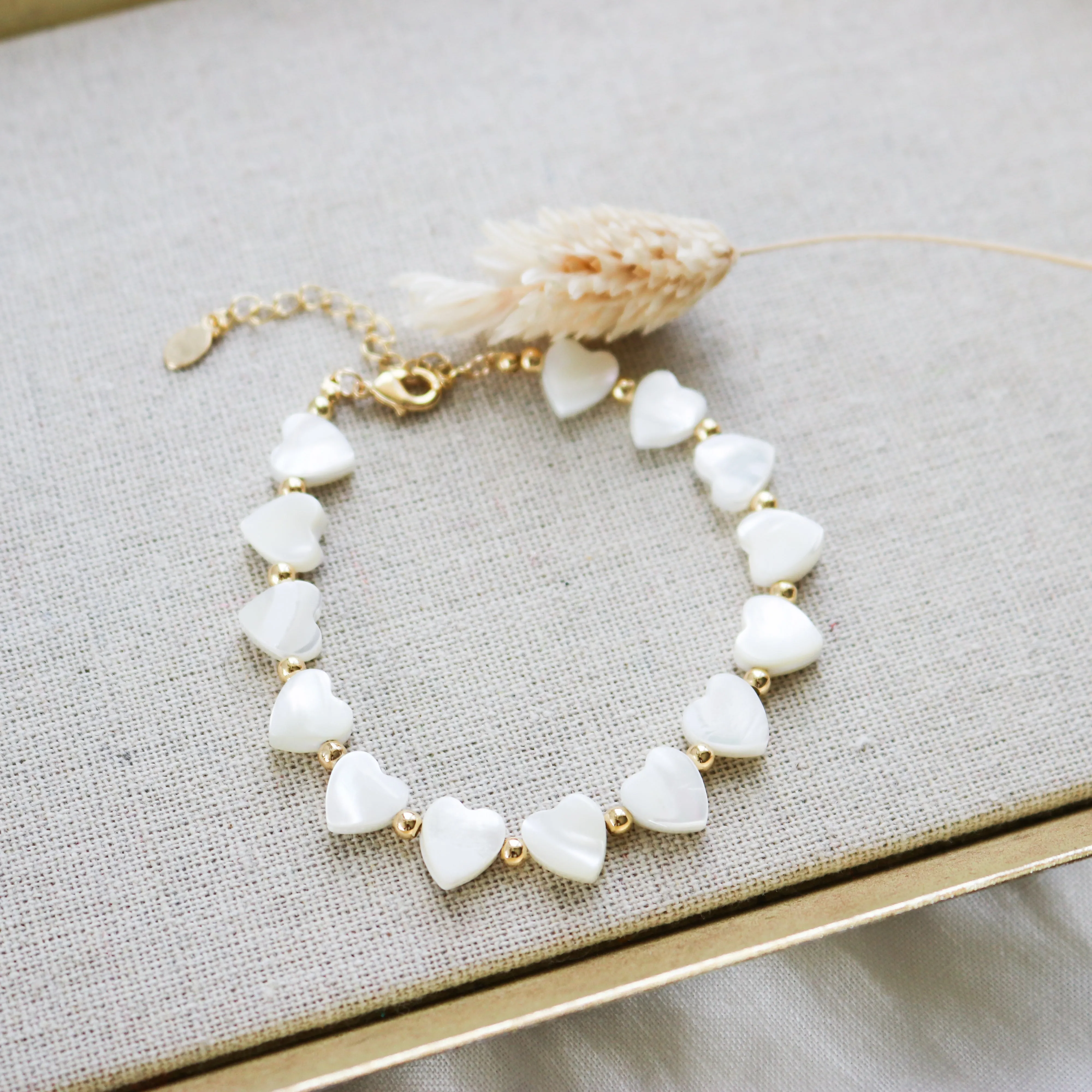 Nacre Heart Bracelet