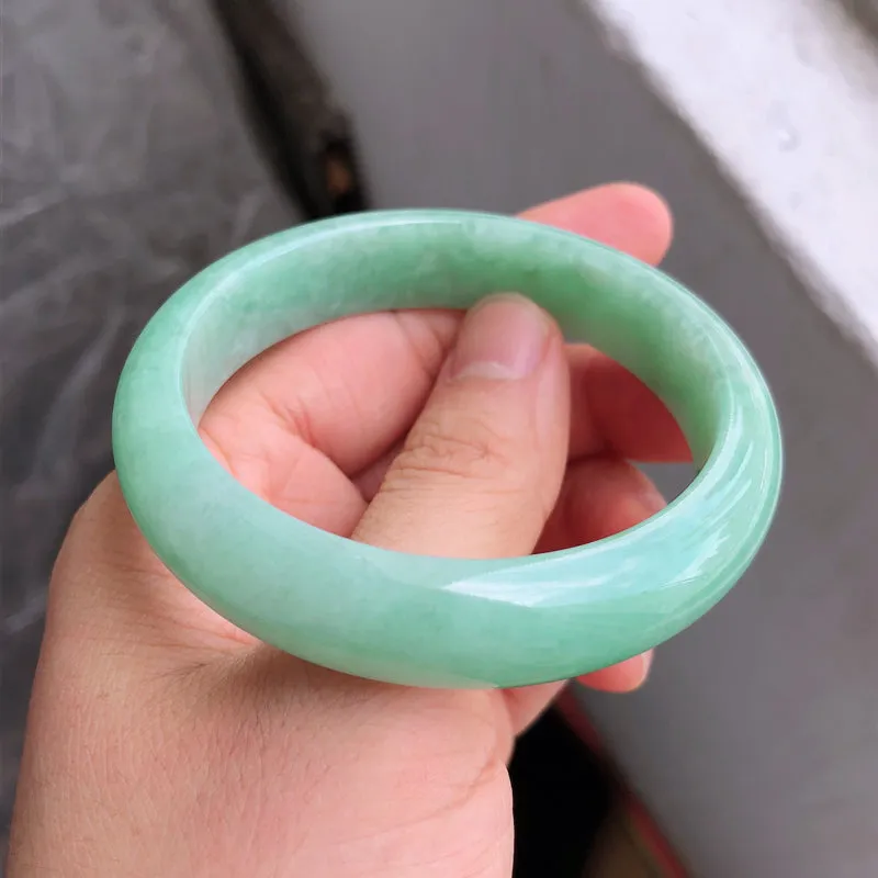 Natural Jade Bangle Jadeite Bangle Internal Diameter 55mm NBE065
