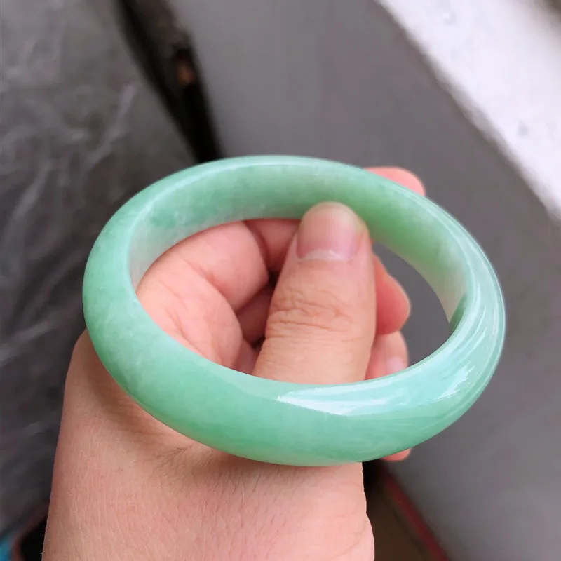 Natural Jade Bangle Jadeite Bangle Internal Diameter 55mm NBE065