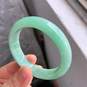 Natural Jade Bangle Jadeite Bangle Internal Diameter 55mm NBE065