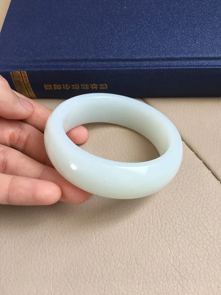Natural Jade Bangle Nephrite Bangle Internal Diameter 53.8mm NBE035