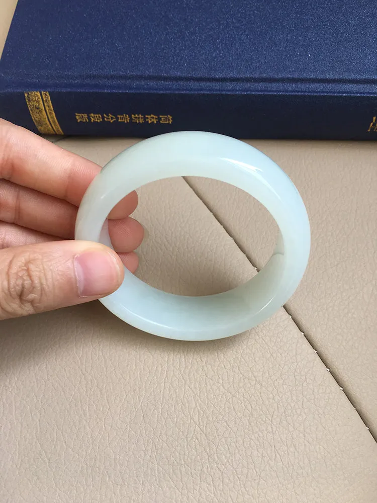 Natural Jade Bangle Nephrite Bangle Internal Diameter 53.8mm NBE035