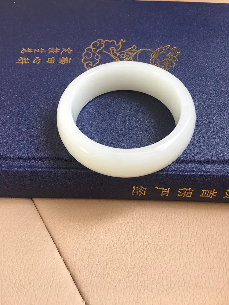 Natural Jade Bangle Nephrite Bangle Internal Diameter 53.8mm NBE035