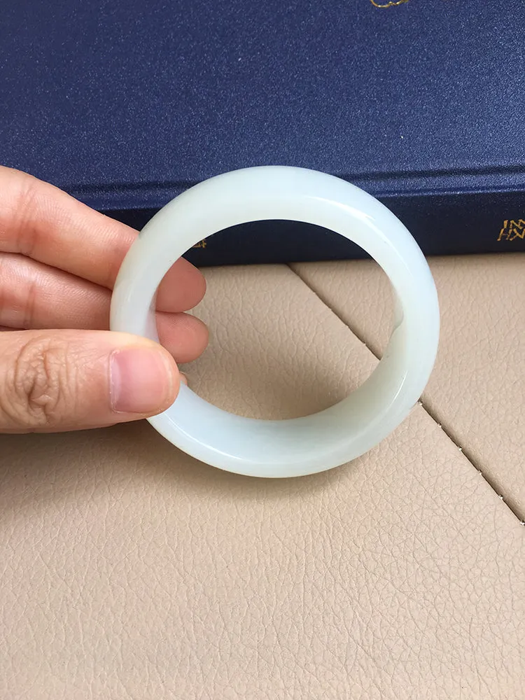 Natural Jade Bangle Nephrite Bangle Internal Diameter 53.8mm NBE035