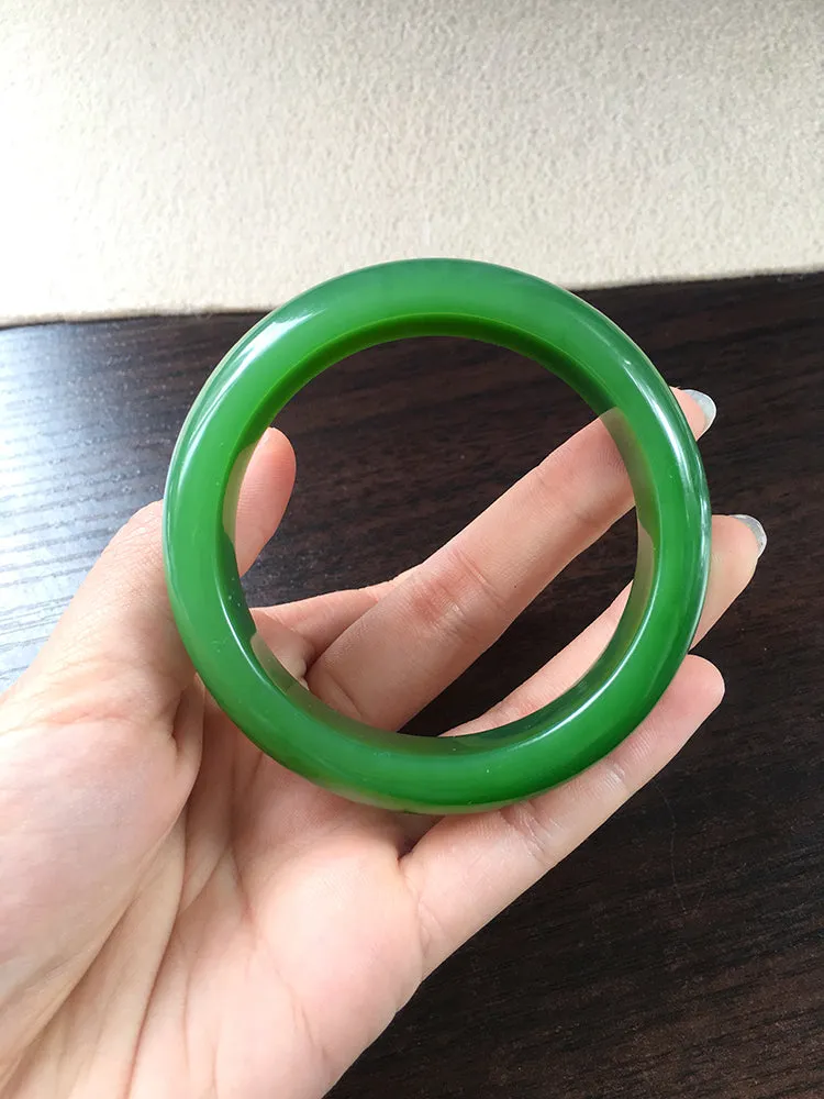 Natural Jade Bangle Nephrite Bangle Internal Diameter 58.7mm NBE049