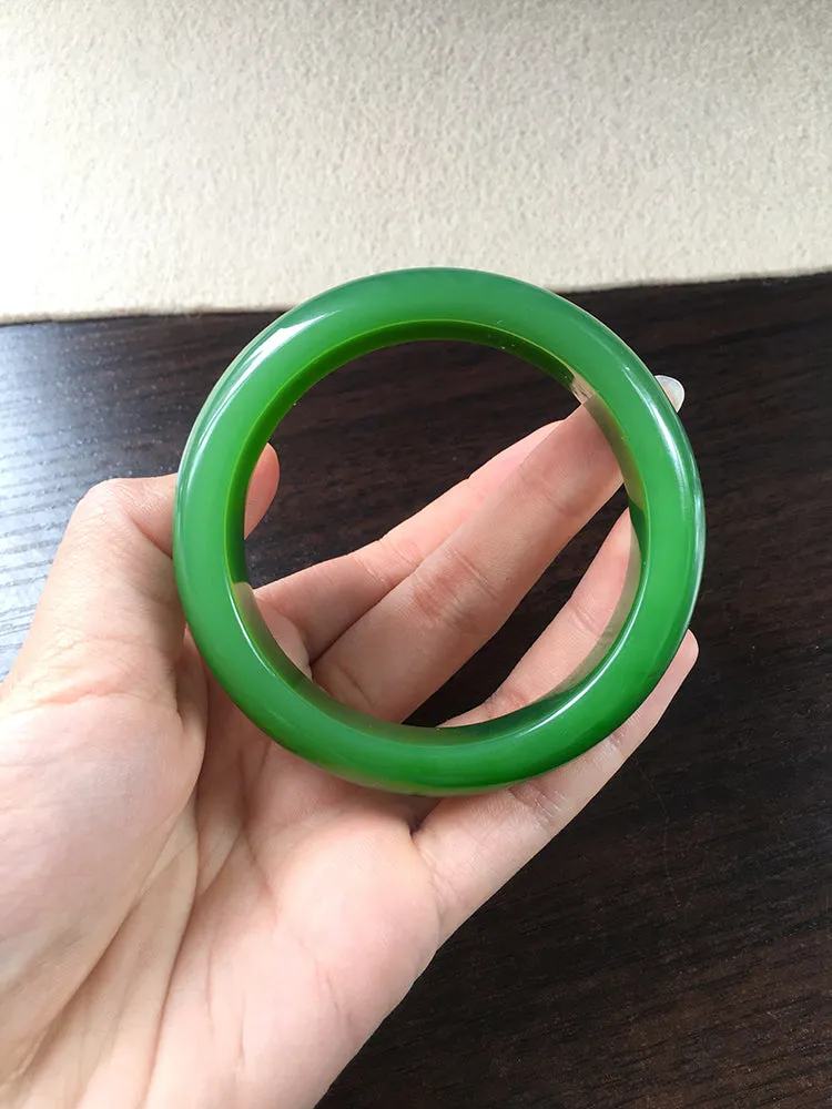 Natural Jade Bangle Nephrite Bangle Internal Diameter 58.7mm NBE049