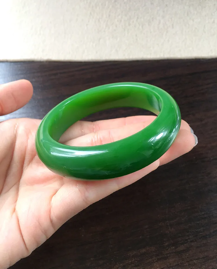 Natural Jade Bangle Nephrite Bangle Internal Diameter 58.7mm NBE049