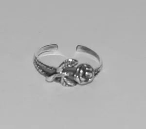 Rose Toe Ring