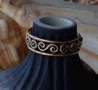 Swirly & Thin Bands