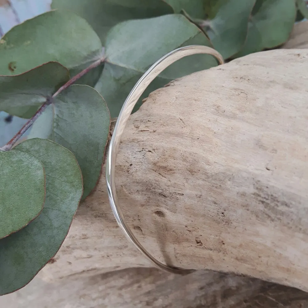 Toro Round Polished Silver Bangle