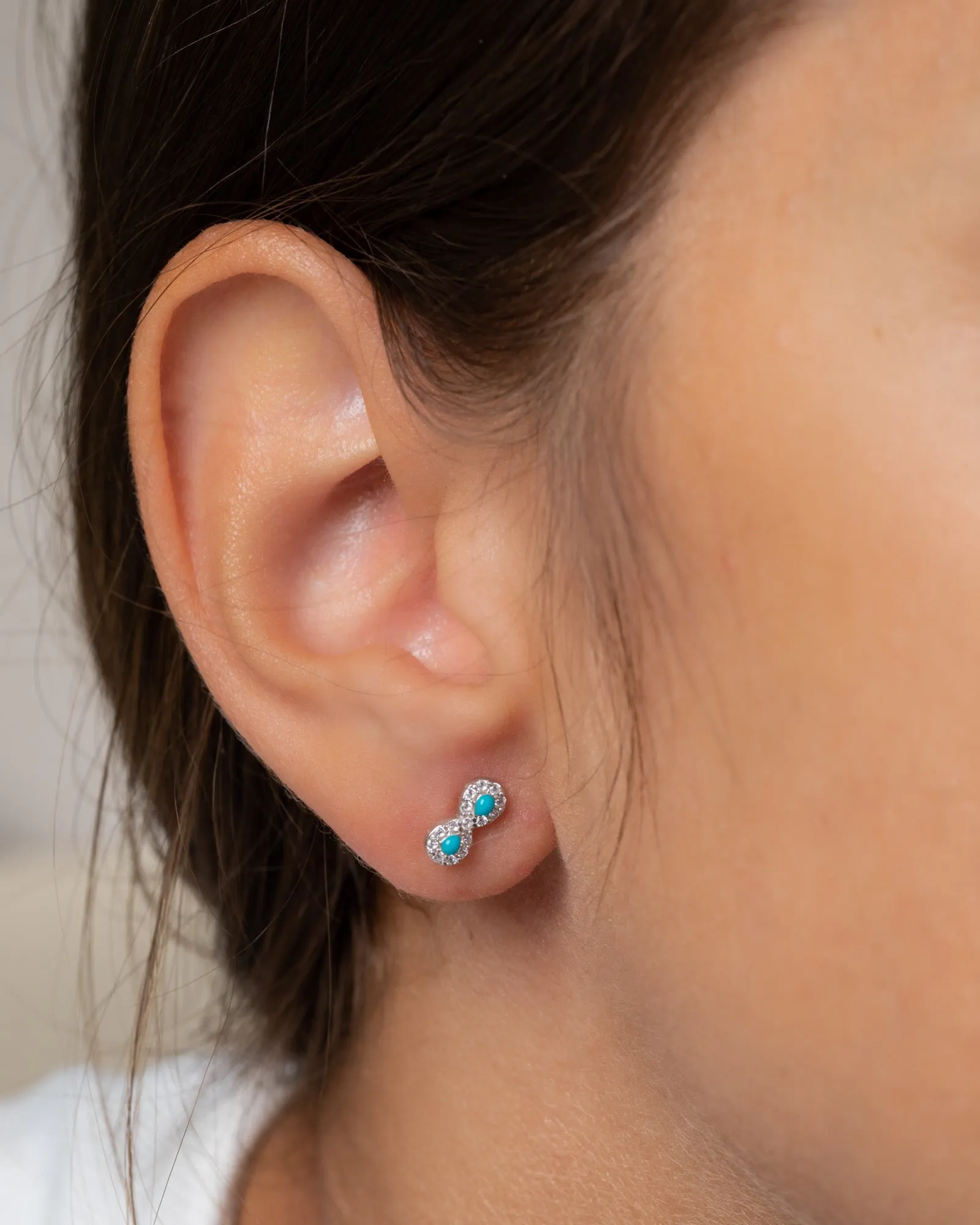 Turquoise Infinity Zircon E